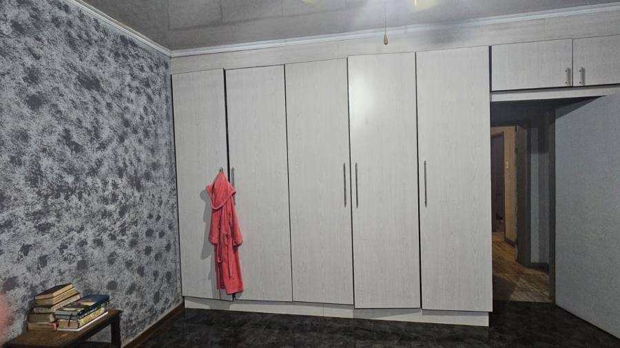 4 Bedroom Property for Sale in Kuruman Northern Cape